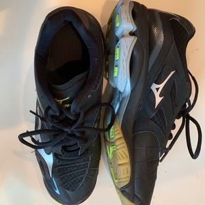 Volleyball / Court Shoes